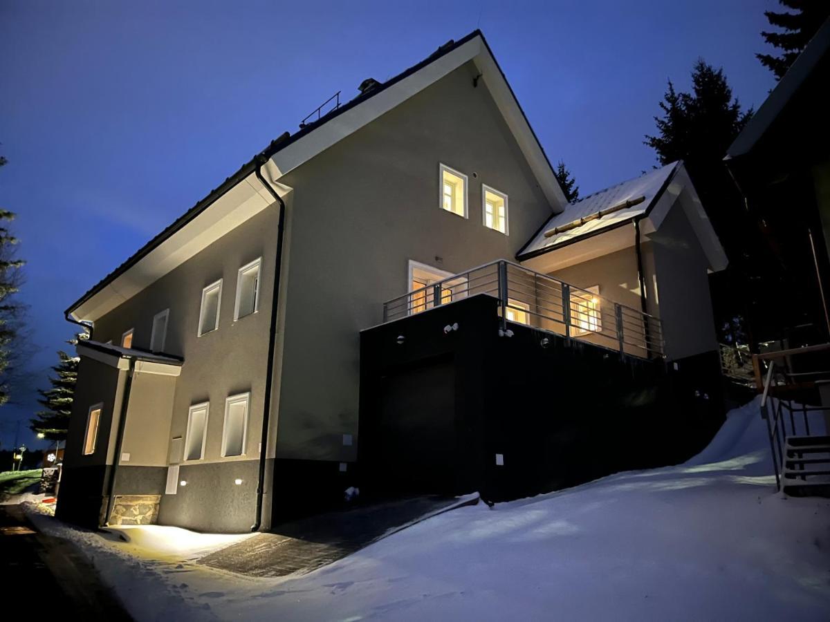 Hillside No. 18 Loucna pod Klinovcem